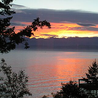 Peaceful Bay Resort and Club — Sunrise on Flathead Lake