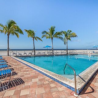 Estero Island Beach Club &mdash; Pool