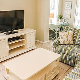 Berkshire by the Sea &mdash; Sample Living Area
