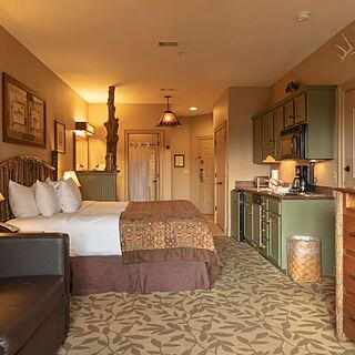 Big Cedar Wilderness Club &mdash; Sample Bedroom