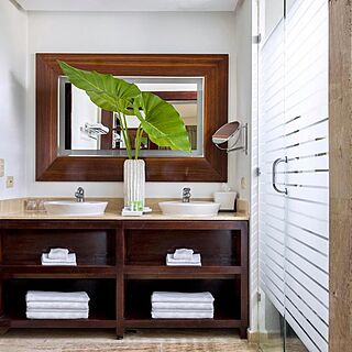 Paradisus Palma Real — Sample Bathroom