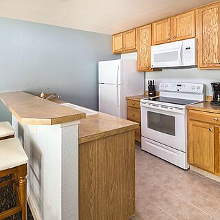 WorldMark Discovery Bay — Sample Kitchen