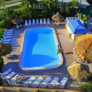 Daytona Resort & Club — pool area