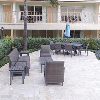 Dover House Resort — Sitting Area