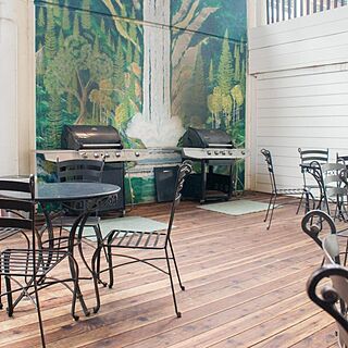 Sweetwater Lift Lodge Resort — Grilling Area