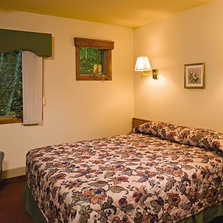 Club Wyndham Shawnee Village — Sample Bedroom