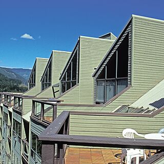 WorldMark Whistler Sundance — Sample Balcony