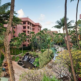 Kahana Falls — Grounds