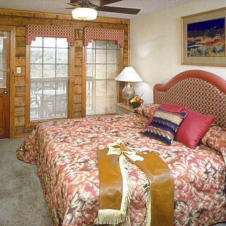 The Bandera Homestead — - Unit Bedroom