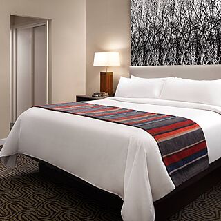 Marriott's StreamSide at Vail - Birch, Douglas, and Evergreen — Sample Bedroom - Douglas Building