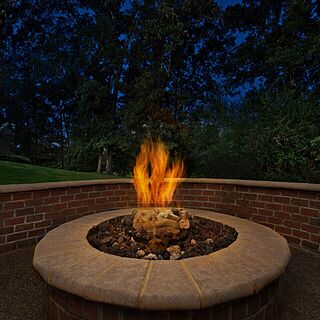 Marriott's Manor Club at Ford's Colony — Firepit Area