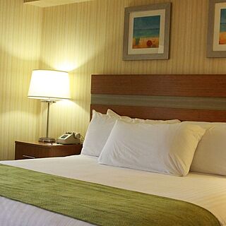 Barclay Towers &mdash; Sample Bedroom