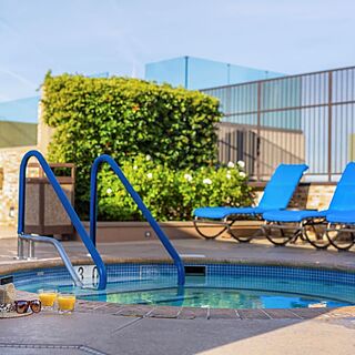 Polo Towers — Hot Tub