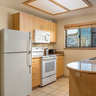 Polo Towers — Sample Kitchen
