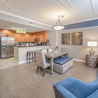 Holiday Inn Club Vacations Marco Island - Sunset Cove Resort — Sample Living Area