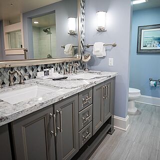 Holiday Inn Club Vacations Cape Canaveral Beach Resort &mdash; Sample Bathroom