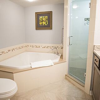 Holiday Inn Club Vacations Cape Canaveral Beach Resort &mdash; Sample Bathroom