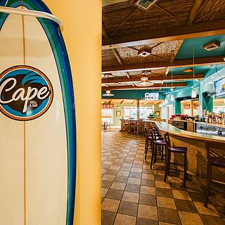 Holiday Inn Club Vacations Cape Canaveral Beach Resort — Bar