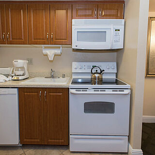Jockey Club — Sample Kitchen