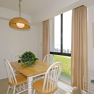The Pointe on the Bay — Sample Dining Area