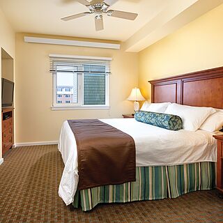 WorldMark Long Beach — Sample Bedroom