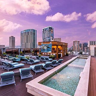 Hokulani Waikiki by Hilton Grand Vacations — Rooftop Lounge