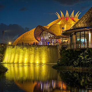 Grand Luxxe at Vidanta Riviera Maya — Cirque du Soleil JOYA entertainment