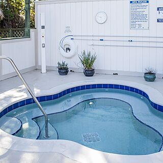 Bryan's Spanish Cove — Hot Tub