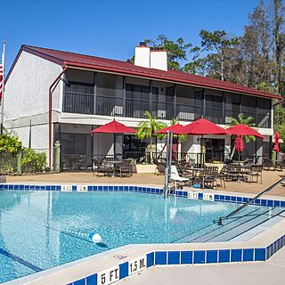 Bryan's Spanish Cove — Exterior