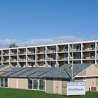 WorldMark SurfSide Inn — Exterior