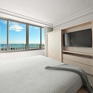 The Modern Honolulu — Sample Bedroom