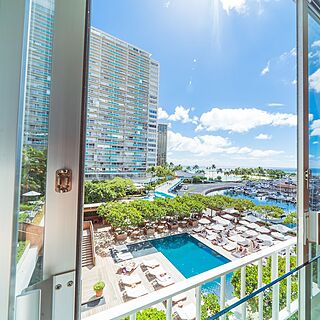 The Modern Honolulu — Sample Balcony