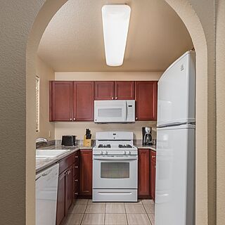 WorldMark Las Vegas on Spencer Street — Sample Kitchen