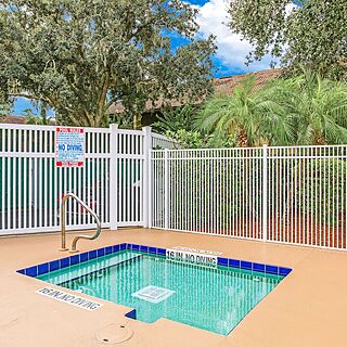 Alhambra at Poinciana — Hot Tub