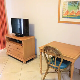 Grand Lake Resort — Sample Living Area