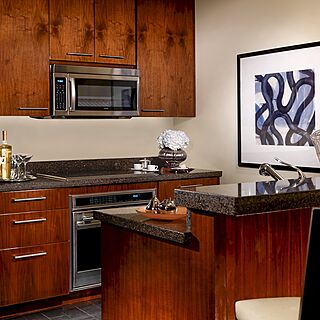 Hilton Grand Vacations at Trump International Hotel Las Vegas — Sample Kitchen