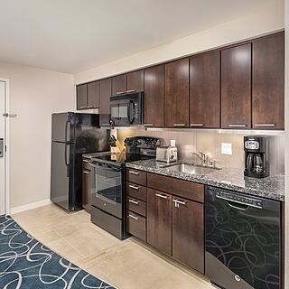 Club Wyndham Desert Blue — Sample Kitchen