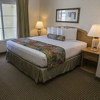 Club de Soleil &mdash; Sample Bedroom
