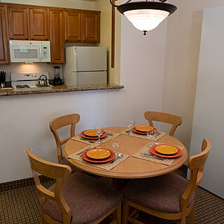 Club de Soleil — Sample Dining Area