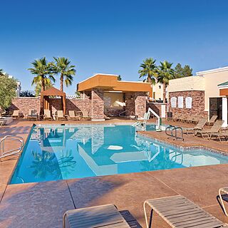 Wyndham & WorldMark Tropicana — Pool