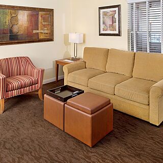 Hilton Vacation Club Desert Retreat Las Vegas — Sample Living Area