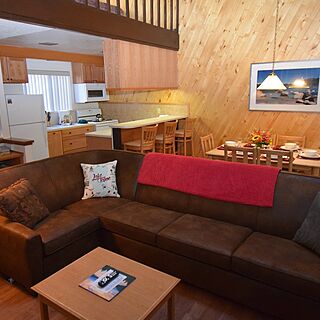 Club Tahoe Resort — Sample Living Area