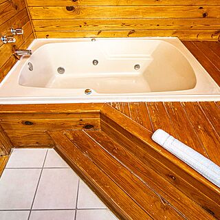Sandcastle Village II &mdash; Sample Bathroom