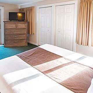 Waterwood Townhomes &mdash; Sample Bedroom