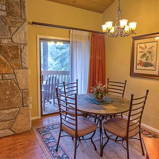 Foxhunt at Sapphire Valley — Sample Dining Area