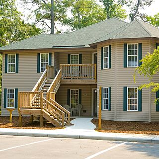Beachwoods Resort — Exterior