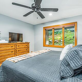 Mossy Creek on Sugar Mountain — Sample Bedroom