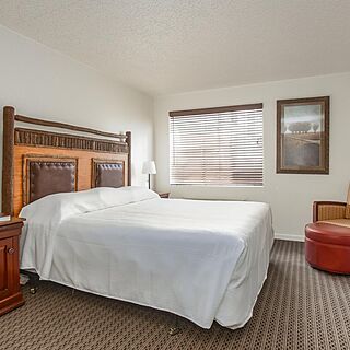 Oak Ridge at Branson — Sample Bedroom