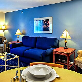 Varsity Clubs of America - South Bend Chapter — Sample Living Area