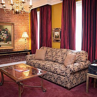 Quarter House — Sample Living Area